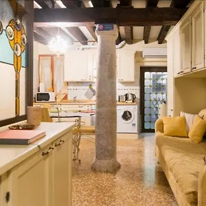  Apartment Historical Flat In Cannaregio, Italien